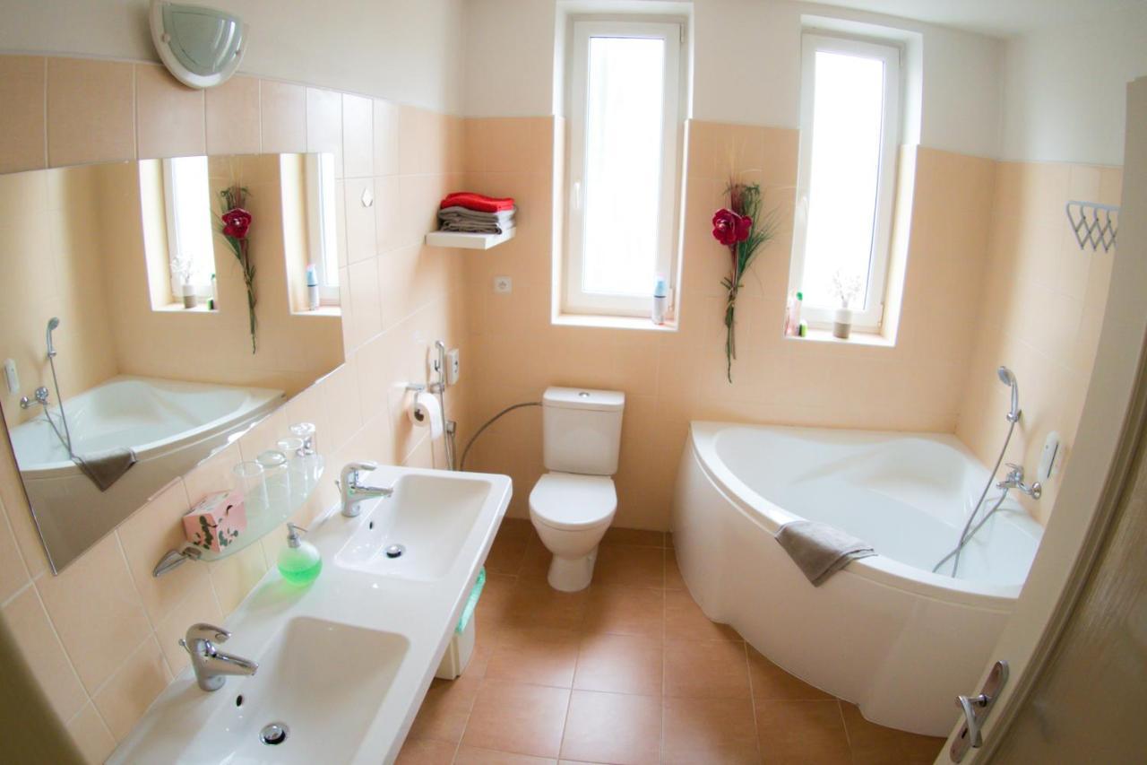 Apartments Radka Třeboň Εξωτερικό φωτογραφία